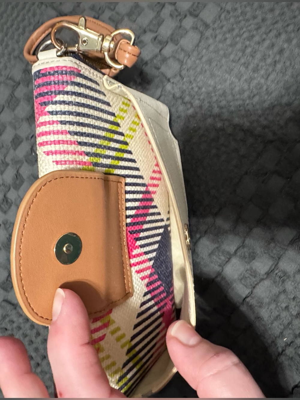 Spartina 449 Wristlet Multi Phone Wallet - Picture 3 of 9